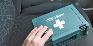 10 речей, які варто тримати в автомобілі автоаптечка