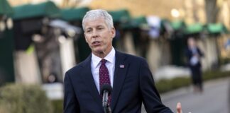 Міністр енергетики США заявив, що санкції проти російської нафти є ключем до припинення війни