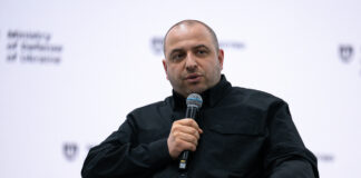 Умеров: Україна запропонувала Росії організувати зустріч Зеленського та Путіна до кінця літа