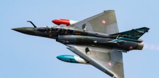 На винищувачі Mirage-2000 під час польоту відмовила техніка, пілот катапультувався