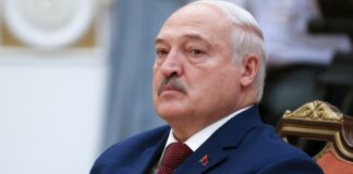 Rzeczpospolita: Лукашенко готовий випустити політв’язнів, якщо США зменшать санкції