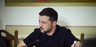 NBC News: Білий дім розглядає можливість запрошення Зеленського на Аляску