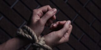 МЗС: Відмова Росії від конвенції проти катувань свідчить про визнання у злочинах