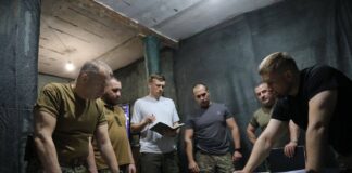 Сирський: російські ДРГ застосовують тактику "тотального проникнення" в Покровську