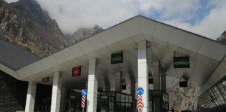 МЗС: Українці на кордоні між Росією та Грузією завершили голодування