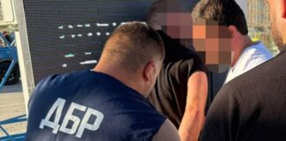 На Закарпатті правоохоронець нелегально переправляв чоловіків до Словаччини – ДБР