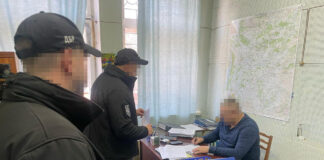 ДБР: Під Черніговом командир військової частини створив фіктивний штаб для заробітку фото, аудіо