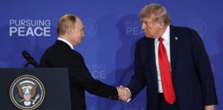 Аляска підтвердила глибоку симпатію Трампа до Путіна, але результатів немає – Дубовик