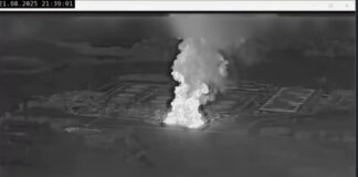Дрони знову уразили нафтостанцію "Унеча" в Брянській області – відео пожежі