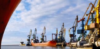 МЗС засуджує відкриття Росією портів Маріуполя та Бердянська: Нікчемне рішення