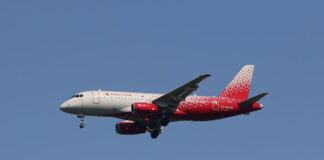 У російських літаках Superjet виявлено конструктивні недоліки
