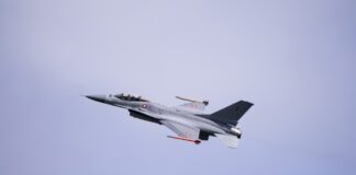 Американські винищувачі перехопили російські літаки в зоні ППО біля Аляски
