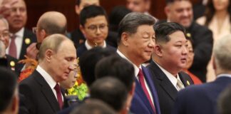 Путін, Сі Цзіньпін і Кім Чен Ин вперше зустрілися публічно, Трамп передавав вітання