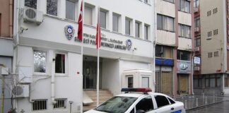 У Туреччині підліток стріляв біля відділка поліції і вбив двох правоохоронців