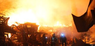 Росіяни здійснили обстріл Запоріжжя з РСЗВ: загинув чоловік, 18 осіб поранено, виникли пожежі, є фото