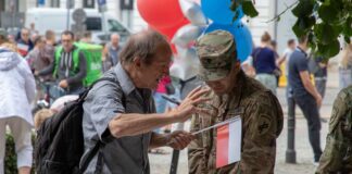82% поляків не вважають випадковим залет російських дронів згідно з опитуванням IBRiS
