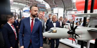 Міністр оборони Польщі оголосив про угоду з Україною в галузі дронів