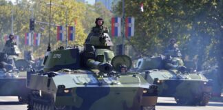 У Сербії відбувся військовий парад з танками з Росії та винищувачами з Франції – фото