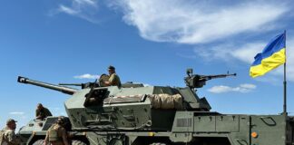 Штурмовики першими проривають оборону, а ДШВ розчищають ділянку — військові пояснили різницю