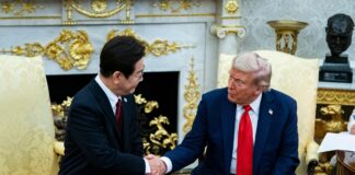 Президент Південної Кореї закликав Трампа стати "миротворцем" у відносинах з КНДР
