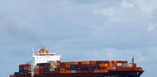 Китай перевіряє можливість доставки в Європу через Північний морський шлях