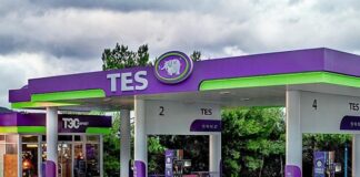 На кримських автозаправках зникли всі види бензину, повідомляють ЗМІ
