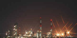 Обстріл газового заводу в Оренбурзькій області Росії, можливий удар по Новокуйбишевському НПЗ