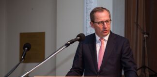 Литва скликає комісію через загрози з Білорусі, у президента заявляють про гібридну операцію