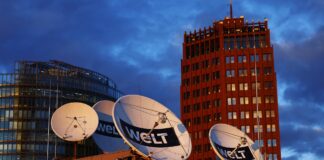 Журналісти німецької газети Welt поранені внаслідок російського удару "Ланцетом" – відео