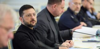 Зеленський доручив розпочати експорт української зброї за кордон з листопада