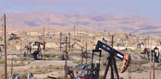 Суперечка між Саудівською Аравією та Росією щодо видобутку нафти ЗМІ повідомляють