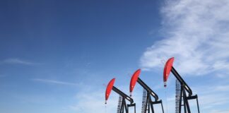 Саудівська Аравія готова зберегти видобуток нафти на рівні 12 мільйонів барелів на добу