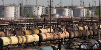 Росії може загрожувати 60% залежність від імпорту пального, попереджає розвідка