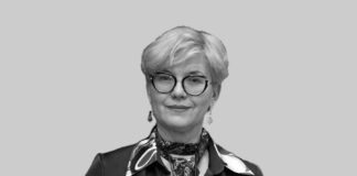 Гідність – це сила, яка живе в людях, що не приймають капітуляції