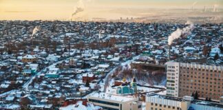 Дрони в Росії: вибухи та пожежі в Саратові і Таганрозі, відео