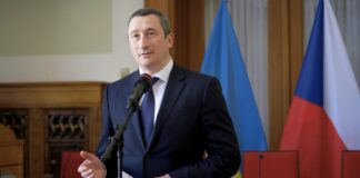 НАБУ: колишньому міністру Чернишову обрано запобіжний захід – взяття під варту