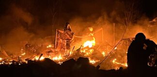Росіяни напали на Дніпропетровську область: є загиблі та поранені, згорів магазин