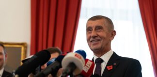 Нове чеське уряд не планує допомагати Україні – кандидат на посаду глави МЗС