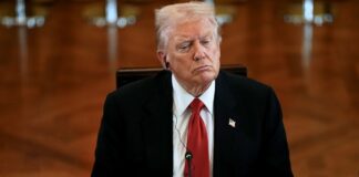 Трамп пообіцяв надати по $2000 американцям за рахунок тарифів