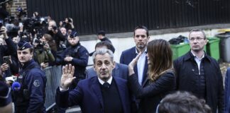 Французького екс-президента Саркозі звільнили з в’язниці: суд не бачить загрози змови