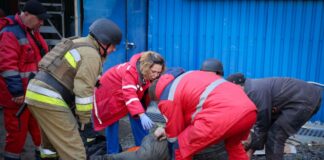 У Миколаєві внаслідок удару "шахедом" поранено шістьох осіб, троє з них у важкому стані