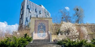 Азербайджан викликав посла Росії через напад на посольство в Києві та вимагає пояснень