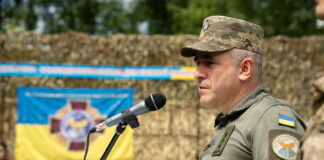 ВСП розслідує скандал з шикуванням у формі в Житомирському військовому інституті