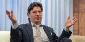 Reuters: Співзасновник Лукойла Федун продав частку в компанії на суму близько $7 млрд