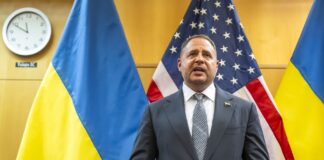 Що для вас важливіше, пане президенте: Україна чи друзі? Західні медіа про Єрмака