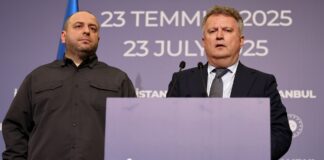 Умеров і Кислиця вирушили до США для обговорення "мирного плану" за повідомленням Bloomberg