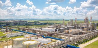 Сили оборони завдали удару по Афіпському нафтопереробному заводу та авіаремонтному заводу в Таганрозі