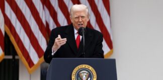 Трамп: Вважайте небо над Венесуелою та довкола неї повністю закритим