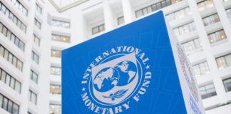 ЗМІ: Україну примушують до проведення непопулярних податкових реформ з боку МВФ