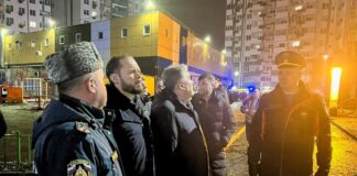 Росіяни повідомляють про атаку на НПЗ в Ярославлі та влучання в багатоповерхівку в Твері – відео